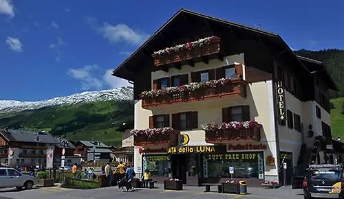 Della Luna